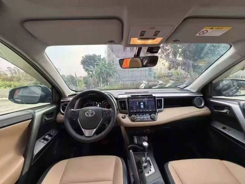 广州18年丰田RAV4荣放6