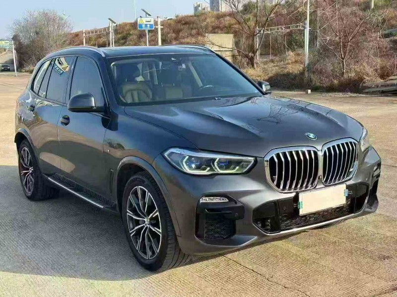 张家界20年宝马X52