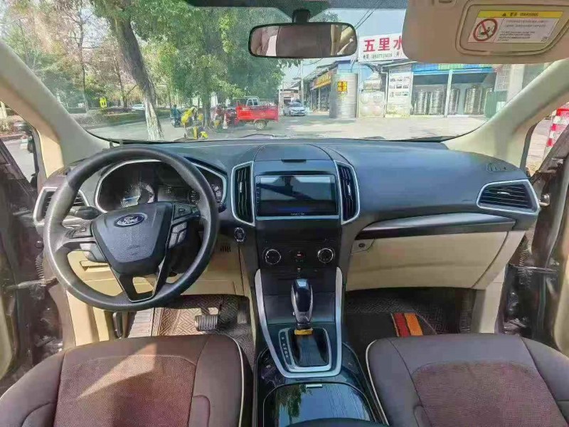 济宁17年福特锐界7