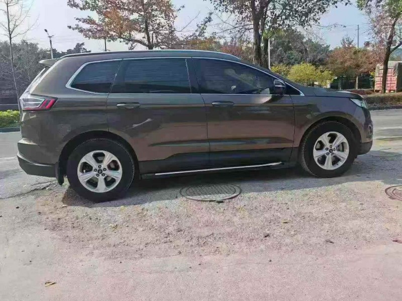 济宁17年福特锐界8