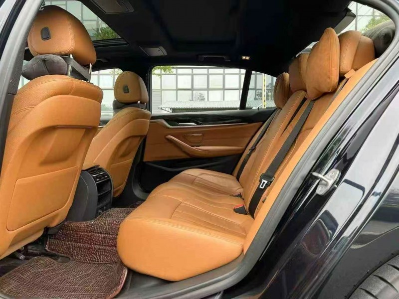 东莞18年宝马5系4