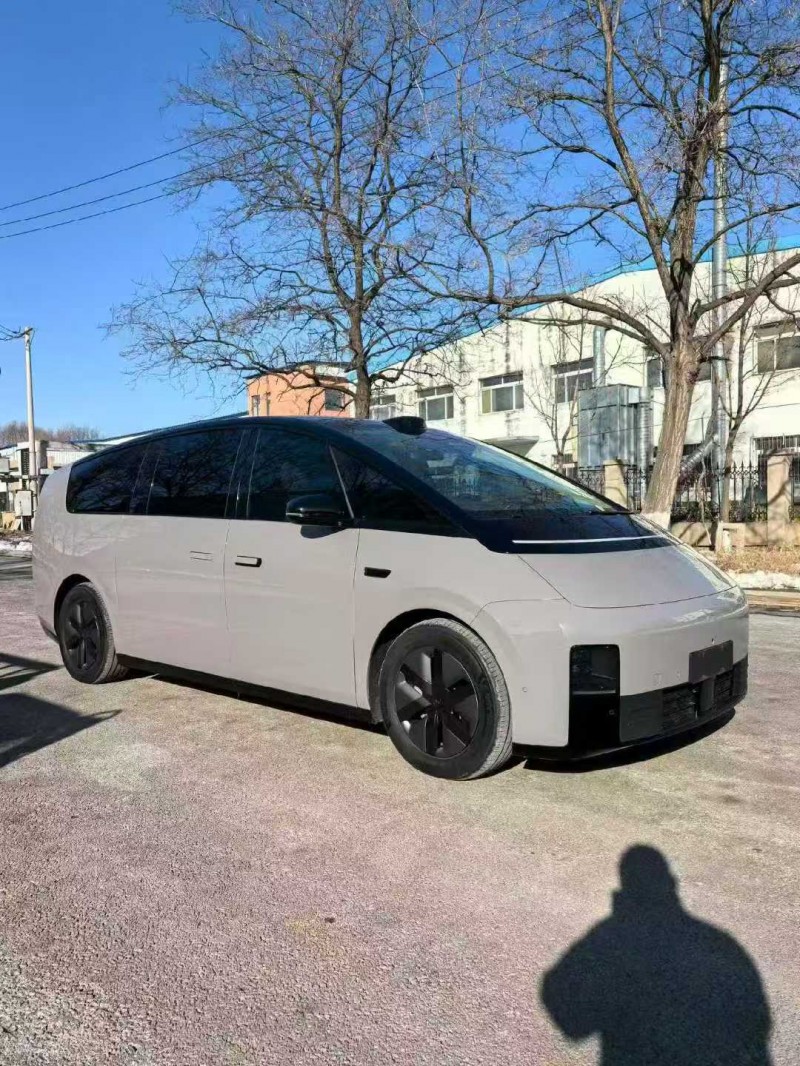 东营24年理想mega2