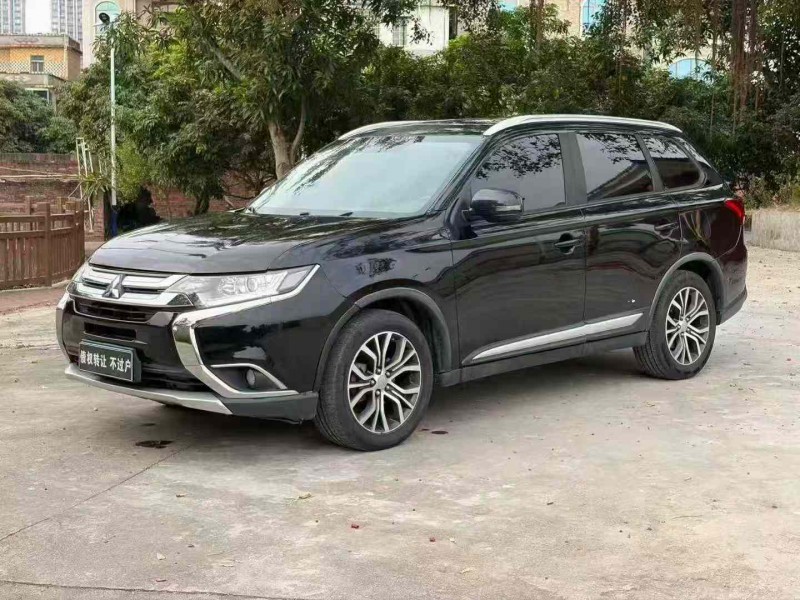 茂名22年三菱欧蓝德3