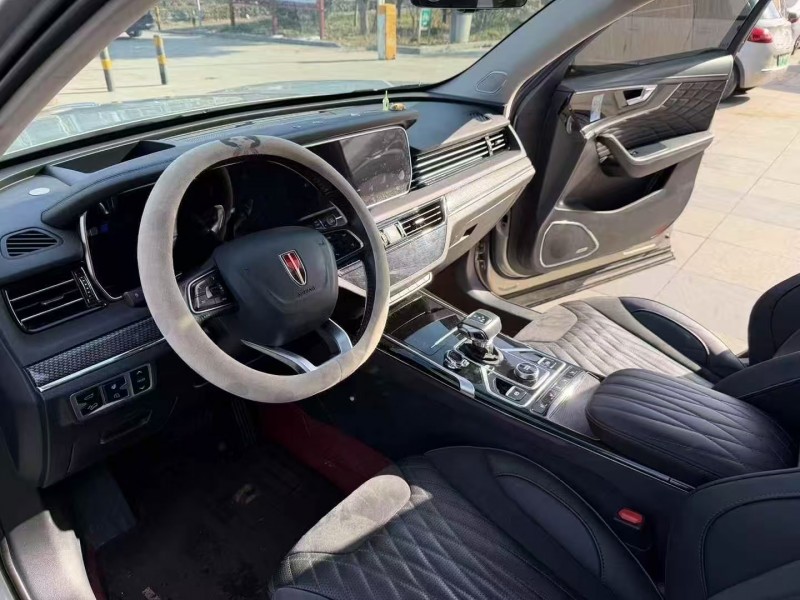 枣庄22年红旗HS54