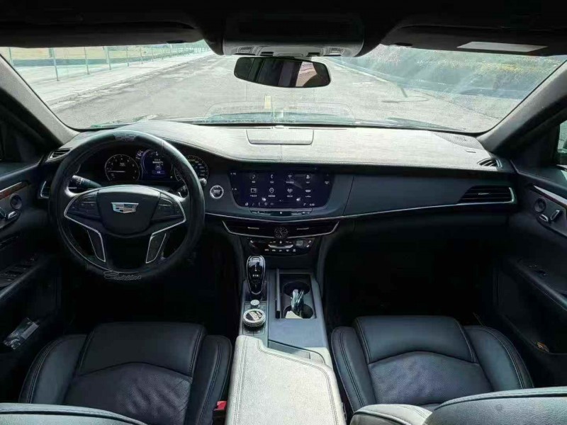 苏州23年凯迪拉克CT64