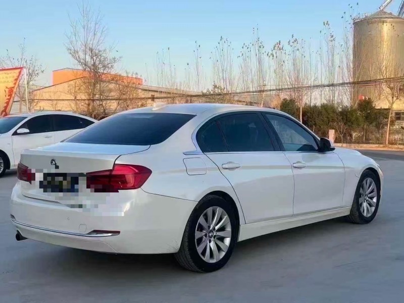 菏泽17年宝马3系8