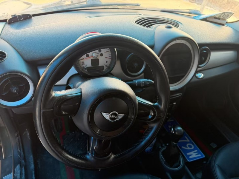 泰安12年宝马迷你5