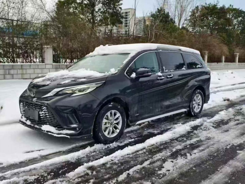 焦作25年丰田格瑞维亚3