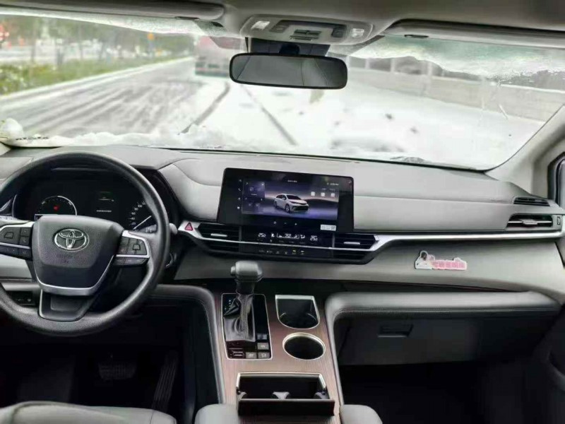 焦作25年丰田格瑞维亚4