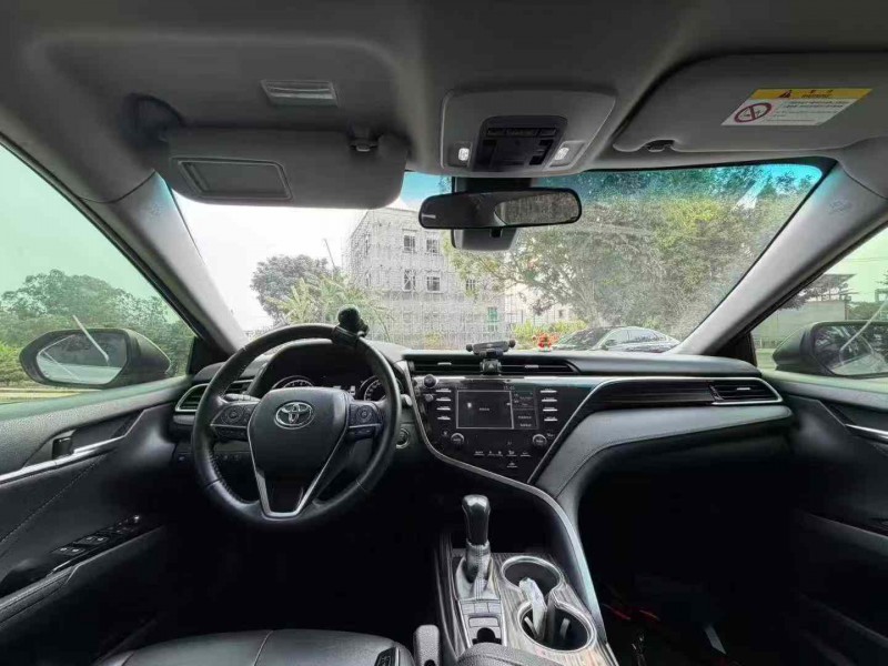 茂名18年丰田凯美瑞4