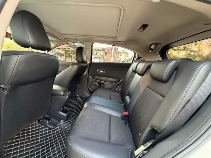 茂名21年本田缤智6