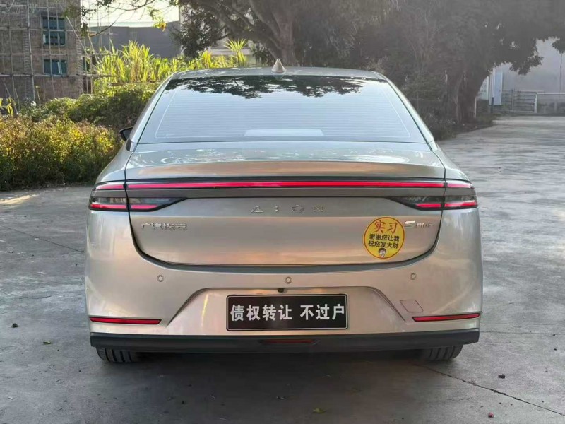 茂名25年传祺埃安S9