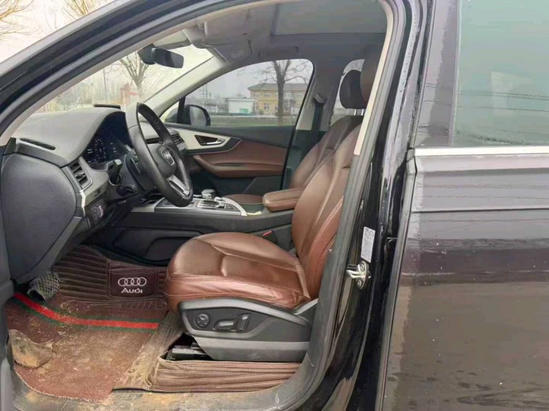 安阳19年奥迪Q76