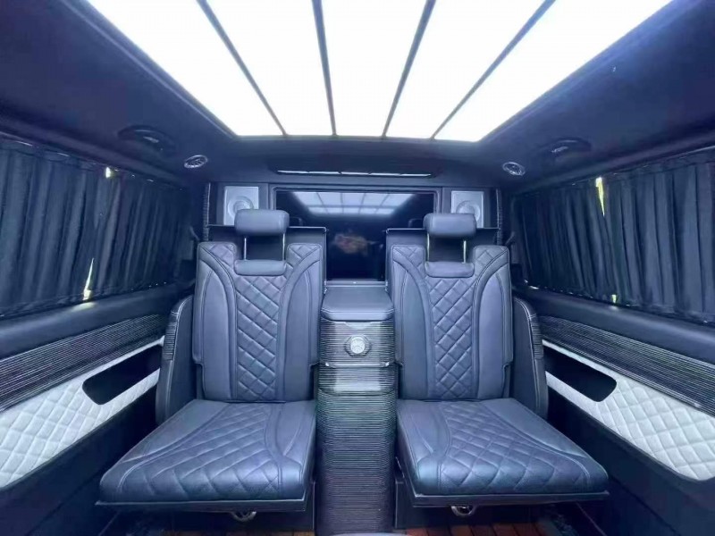 徐州20年奔驰威霆8