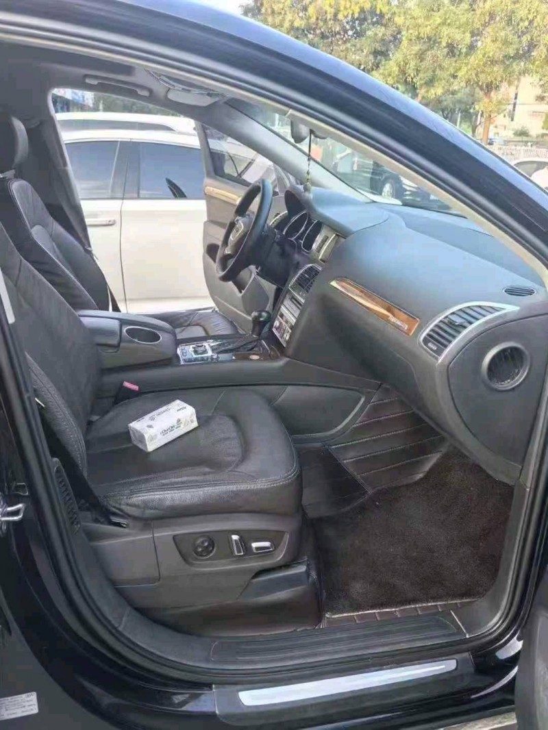 连云港15年奥迪Q78