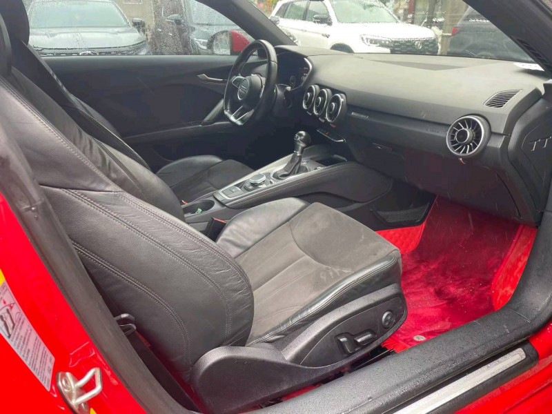 长沙16年奥迪TT6