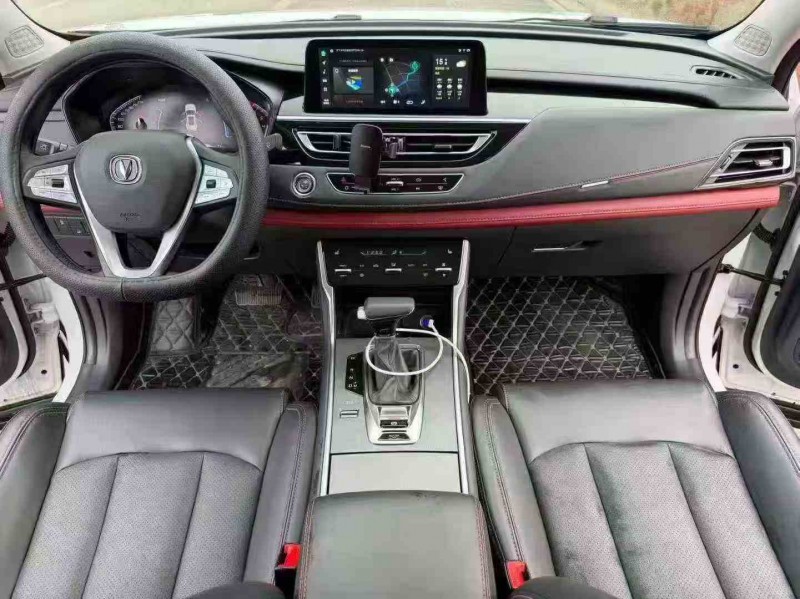 邵阳23年长安汽车CS756