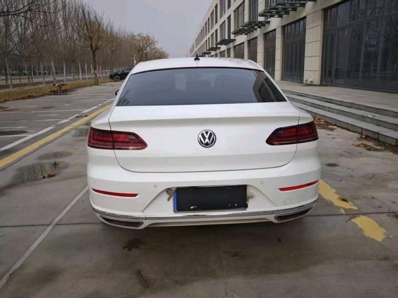 青岛20年大众CC8