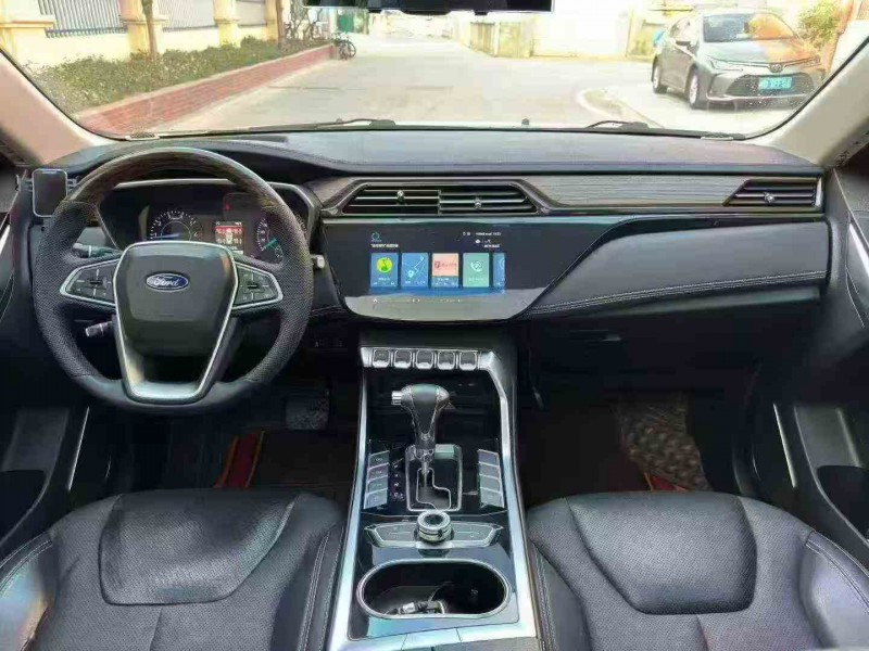 厦门19年福特领界4