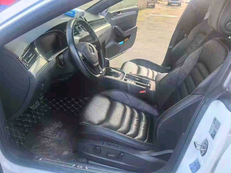 襄阳20年大众CC7