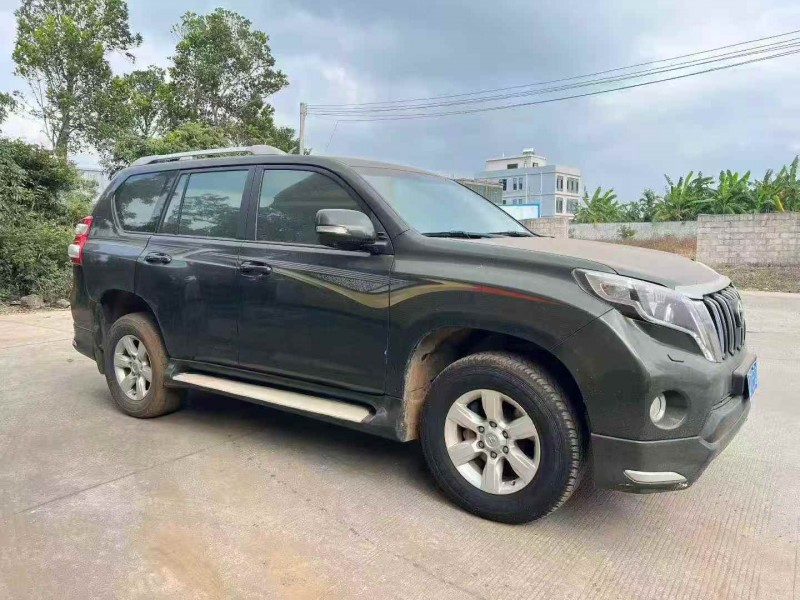 梧州16年丰田普拉多3