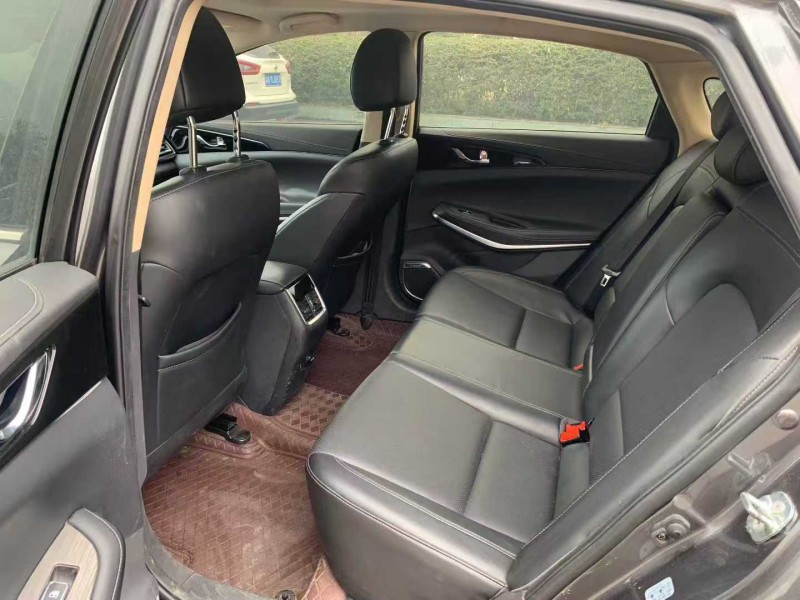 茂名21年长安汽车睿骋4