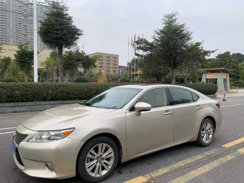 佛山15年雷克萨斯ES3