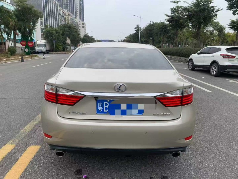 佛山15年雷克萨斯ES9