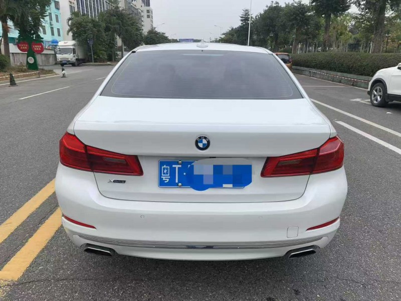 茂名18年宝马5系9