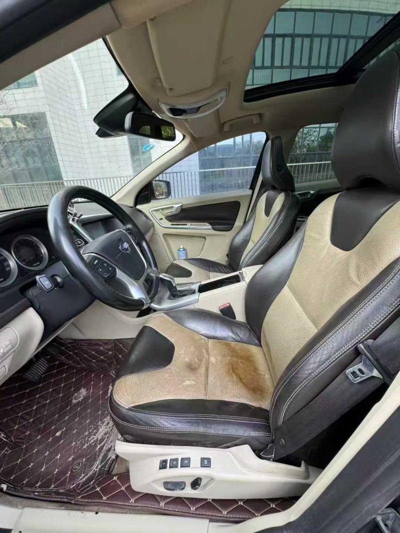 佛山13年沃尔沃XC604