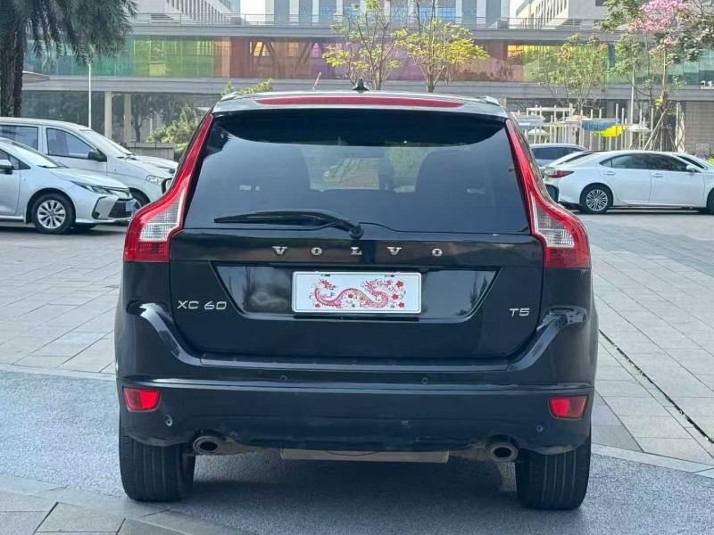 佛山13年沃尔沃XC609