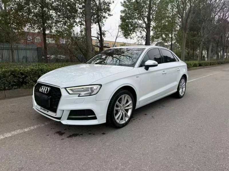 长沙19年奥迪A32