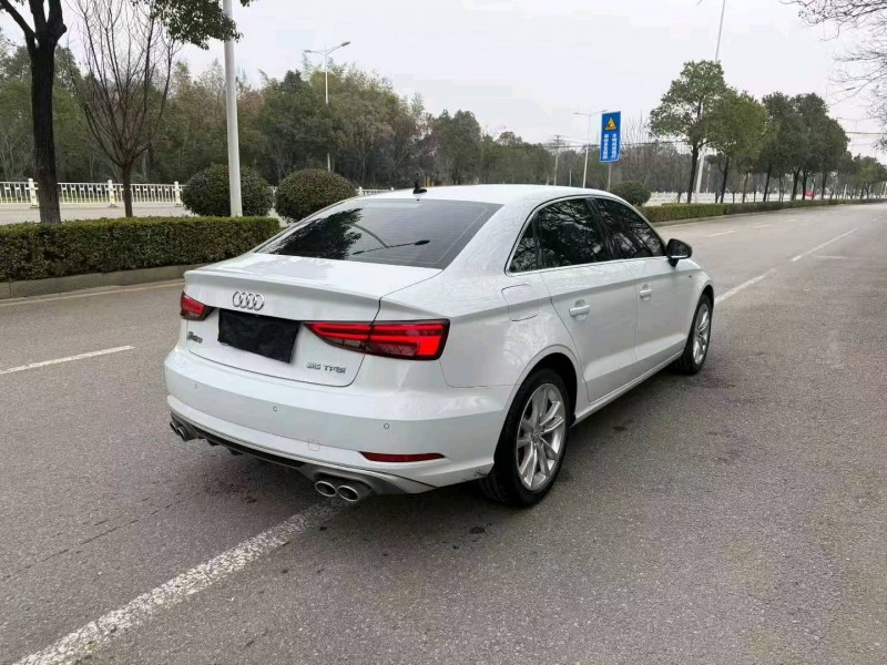 长沙19年奥迪A36