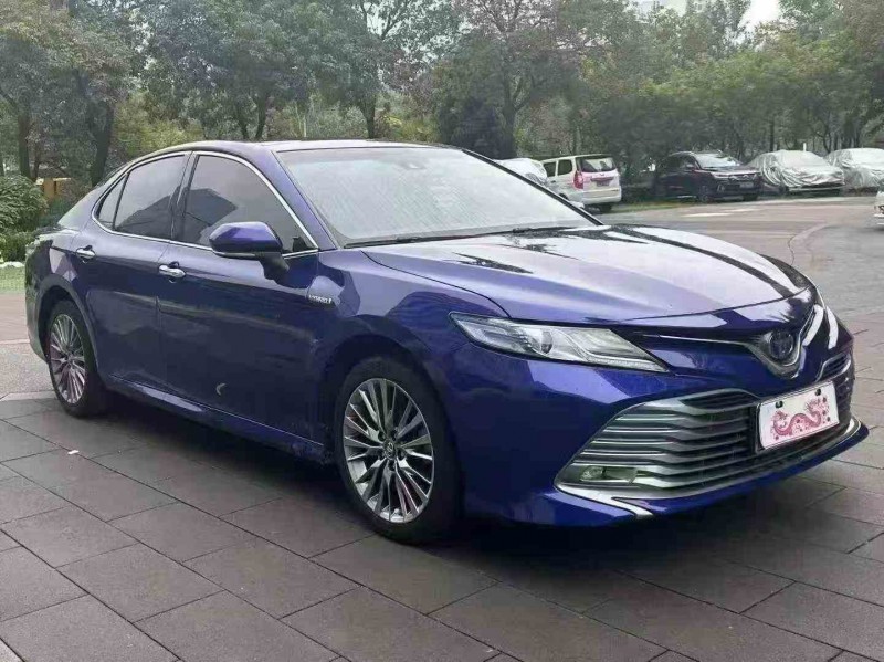 佛山19年丰田凯美瑞2