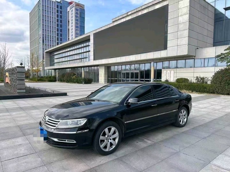 青岛12年大众辉腾2