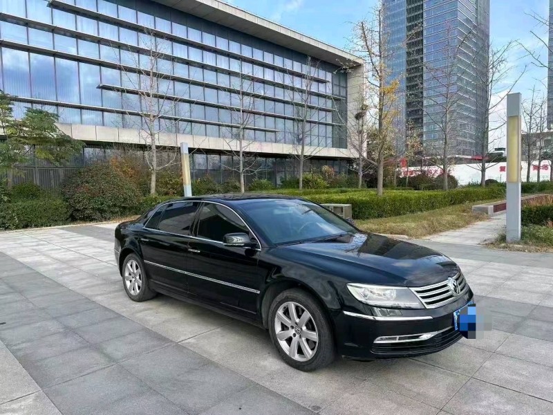 青岛12年大众辉腾3