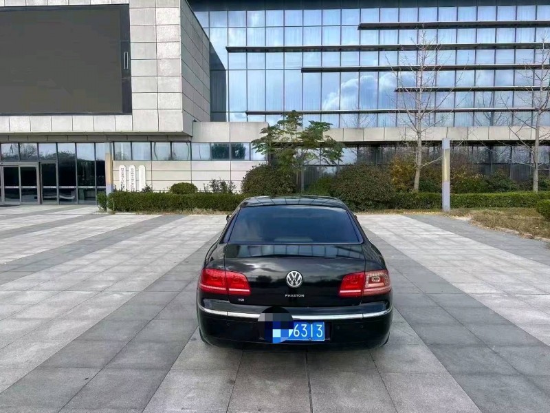 青岛12年大众辉腾6