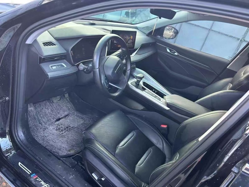 青島21年吉利星瑞3