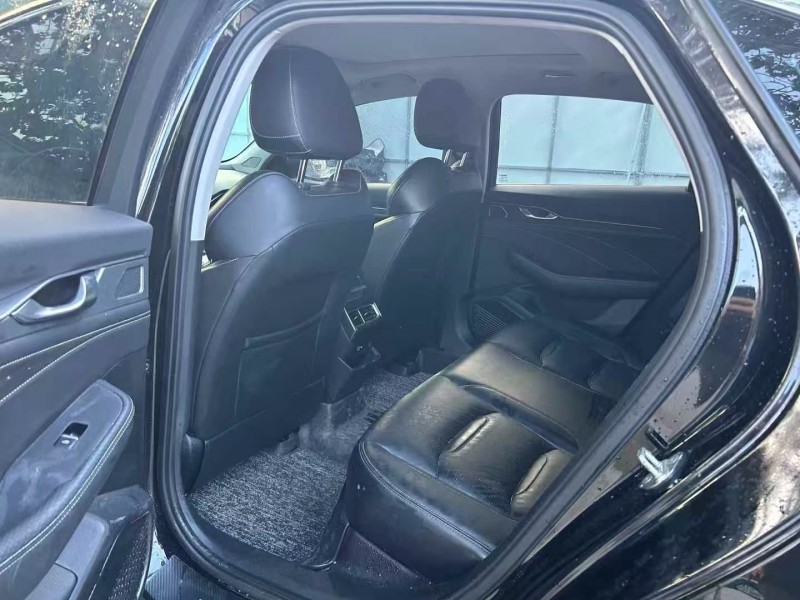 青島21年吉利星瑞4