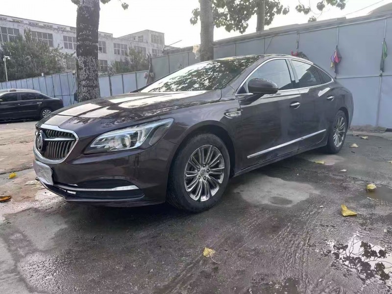 青岛16年别克君越5