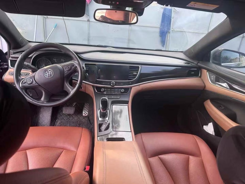 青岛16年别克君越7