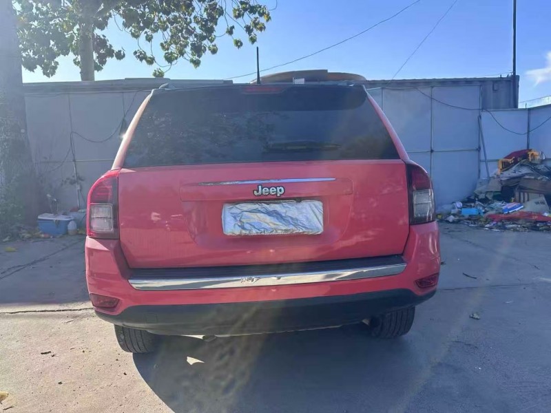 青岛14年Jeep指南者6