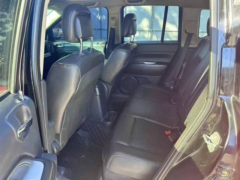 青岛14年Jeep指南者7