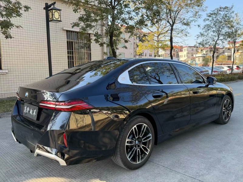 佛山24年宝马5系8