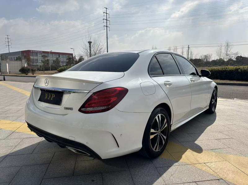 盐城17年奔驰C8