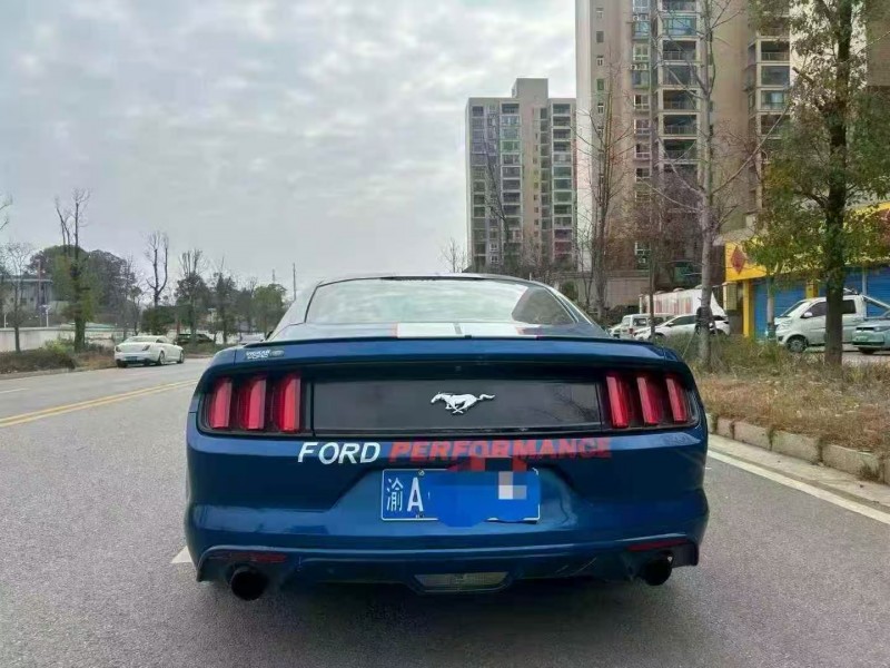 长沙17年福特野马5