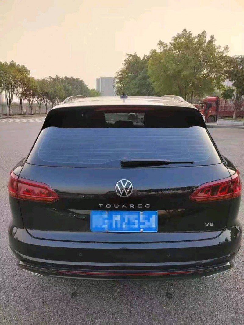 重庆24年大众途锐8