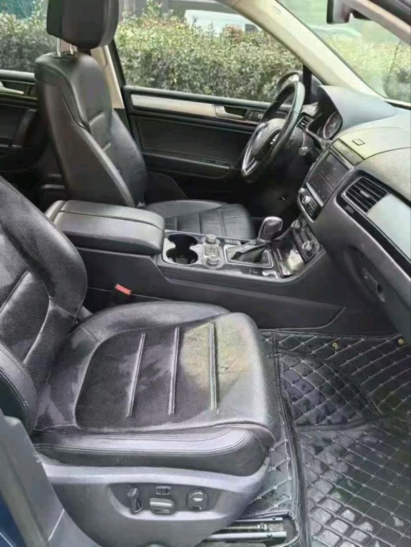 襄阳19年大众途锐4