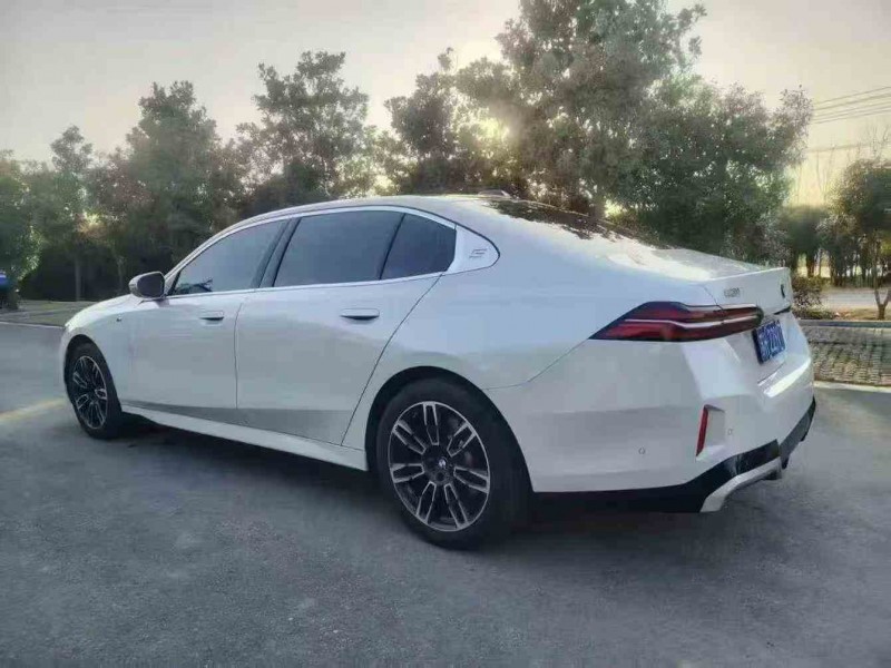 苏州24年宝马5系7