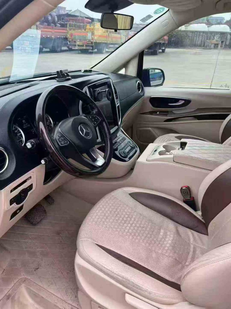 常州20年奔驰威霆4